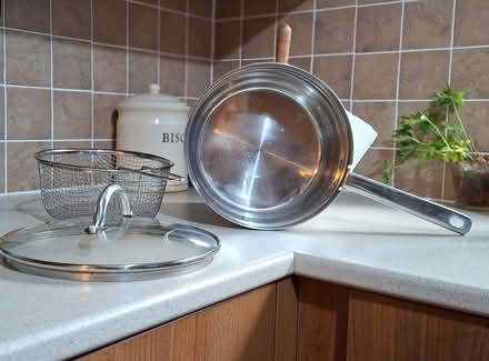 Photo of free Old fashioned chip pan (Bilton CV22) #1