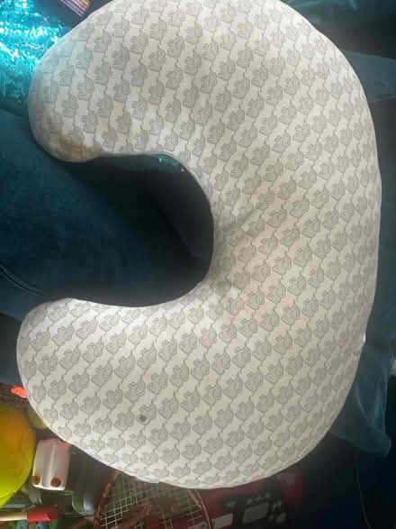 Photo of free Feeding pillow (Hampton TW12) #1