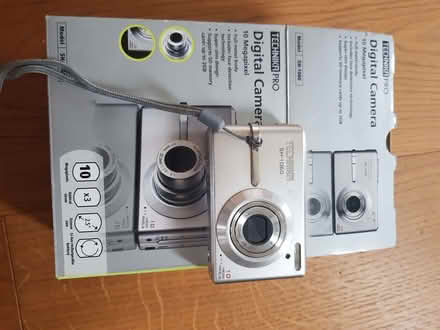 Photo of free Two digital cameras (Carleton FY6) #1