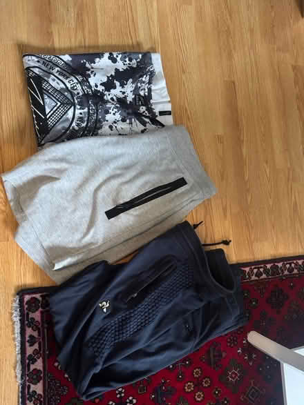 Photo of free Man clothes size XL (East dulwich SE22) #1