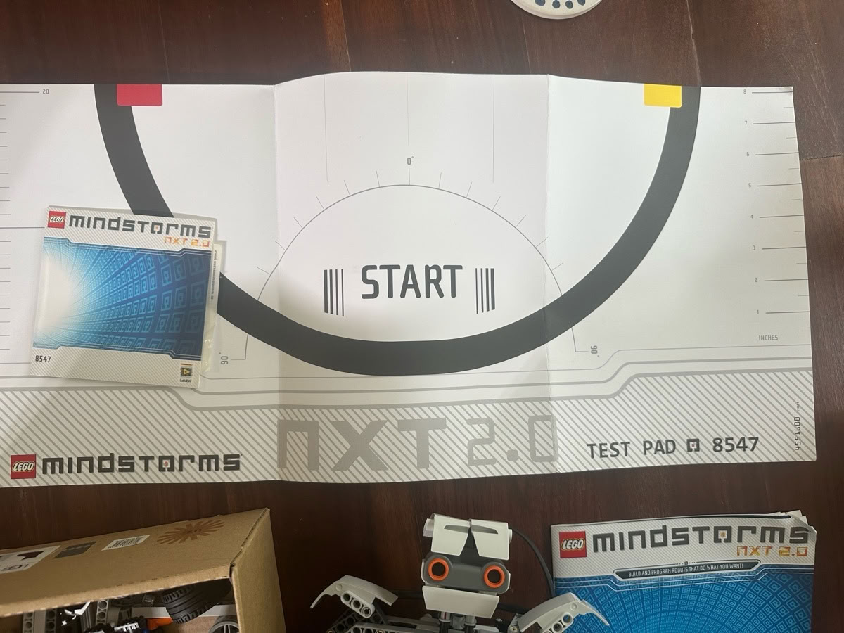 Free: Lego Mindstorms NXT 2.0 (Tanley Rd & New Hampshire Ave)