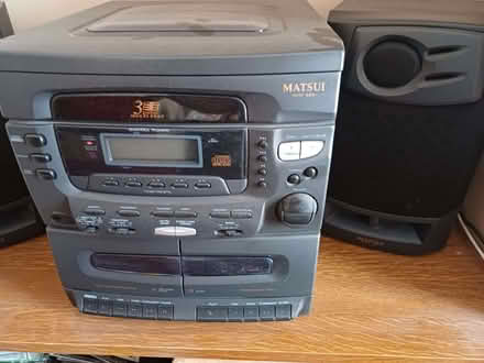 Photo of free CD, radio & tape player with speakers (Chatham ME5) #1