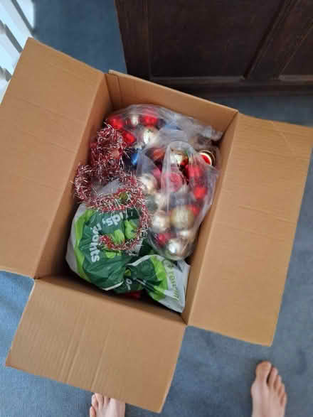 Photo of free Christmas tree + decorations (GU10) #2