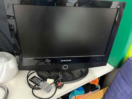 Photo of free Old Samsung 23 inch TV (Shaw Ridge SN5) #2