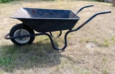 Photo of free Wheelbarrow (North Hinksey OX2) #2
