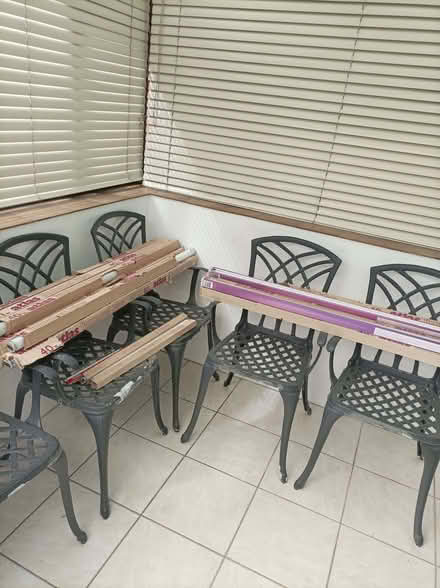 Photo of free 22 Surplus 4' Fluorescent Tubes (West Peckham ME18) #1