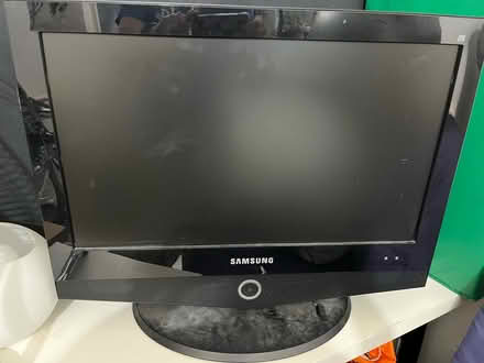 Photo of free Old Samsung 23 inch TV (Shaw Ridge SN5) #1