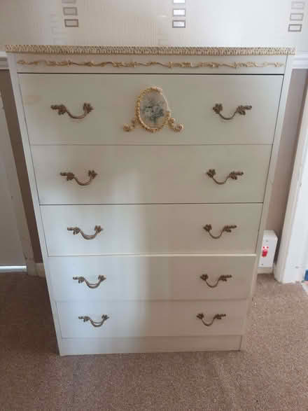 Photo of free Chest of Drawers (DA1) #2