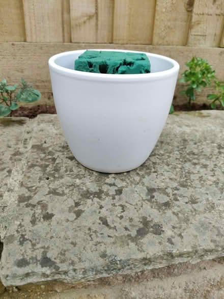 Photo of free Flower pot vase (Jericho OX2) #4