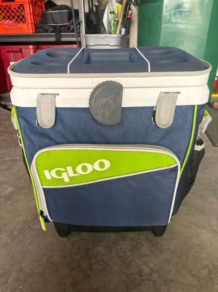 Photo of free Igloo Rolling Cooler (Joliet) #1