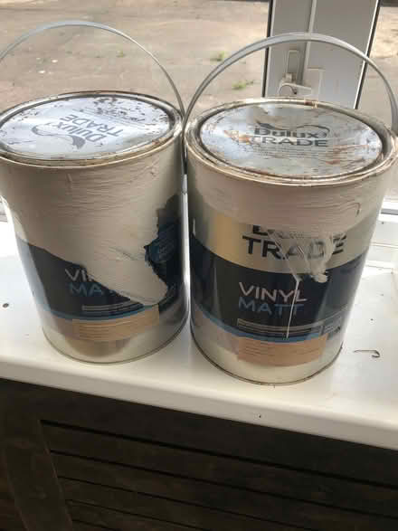 Photo of free Dulux Trade Vinyl Matt paint Jasmine White (IP1) #1