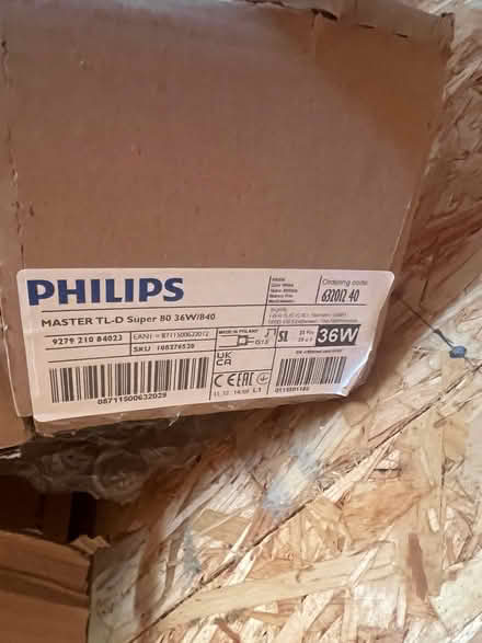 Photo of free Many Assorted Fluorescent Tubes (Fobbing SS17) #3