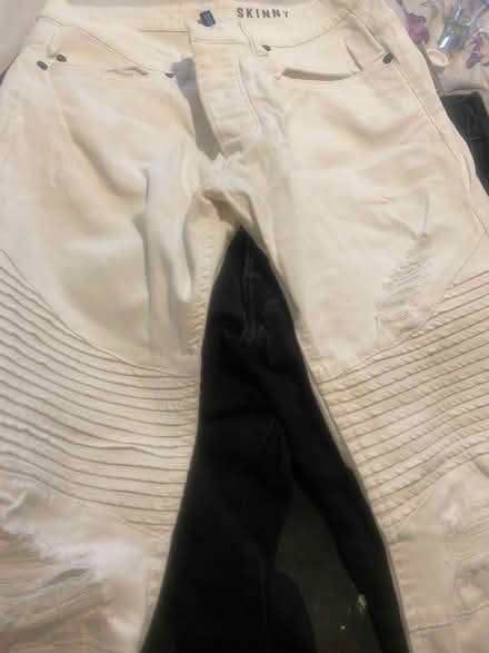 Photo of free Mens Jeans x5 Pairs (Southfields SW19) #3