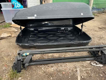 Photo of free Halfords roof box (Croydon CR0) #3