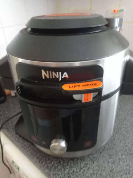 Photo of free Ninja air fryer (Pin Green SG1) #2