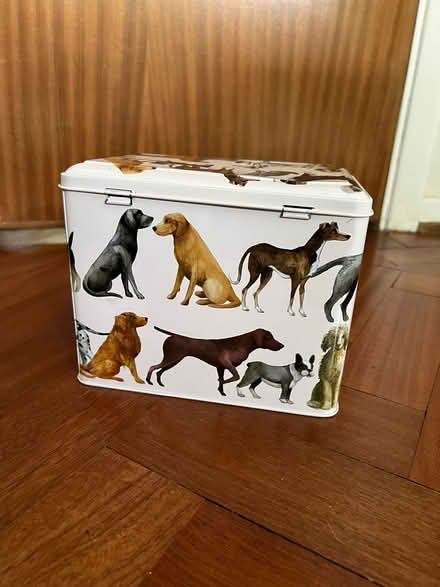 Photo of free Emma Bridgwater Tin (Croydon) #2