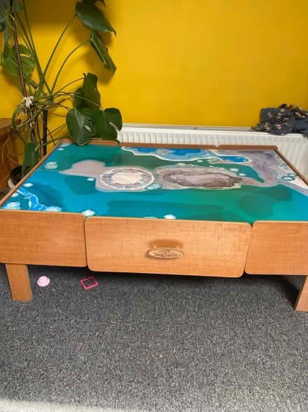 Photo of free Play table (Guilsfield SY21) #1