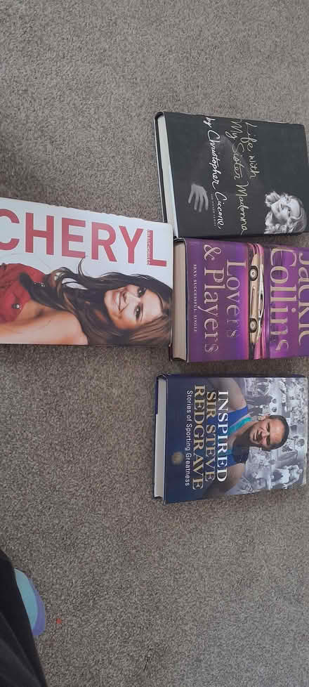 Photo of free Books (Goodmayes IG3) #1