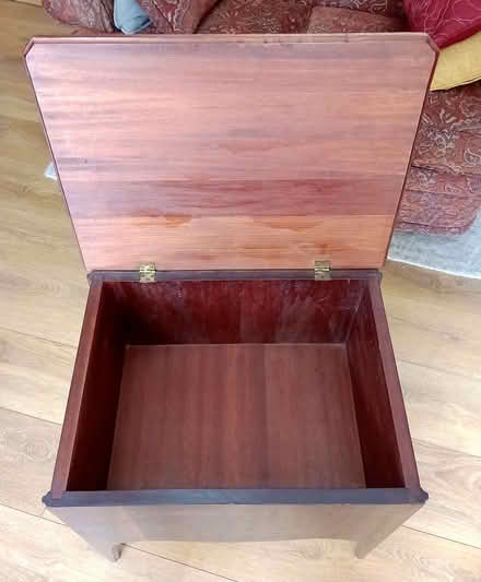 Photo of free Side table / storage box (North Hinksey OX2) #2