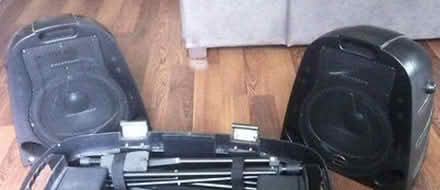 Photo of free Pair Of Carlsboro T150 Speakers (Vale LA1) #1