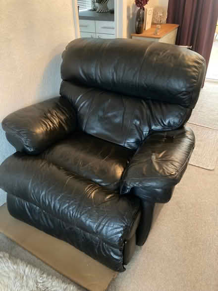 Photo of free Large black leather reclining chair (Fields End HP1) #1