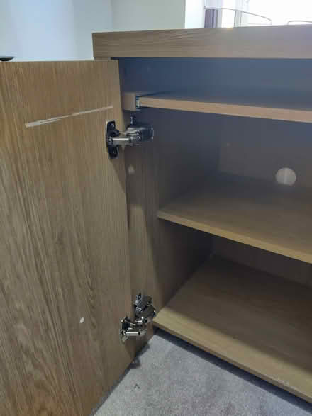 Photo of free Desk (Cookham Road sl6) #3