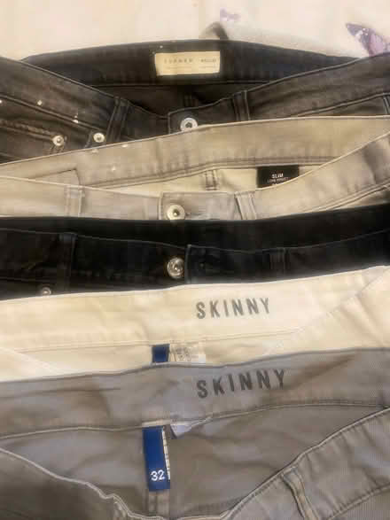 Photo of free Mens Jeans x5 Pairs (Southfields SW19) #1