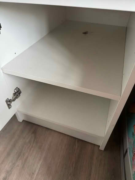 Photo of free Ikea desk (Ng2 6jh) #4