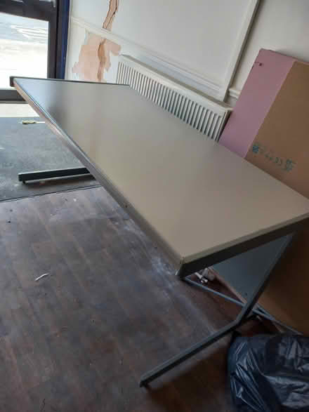 Photo of free Office Desk (HA0 3HY) (Wembley) #2