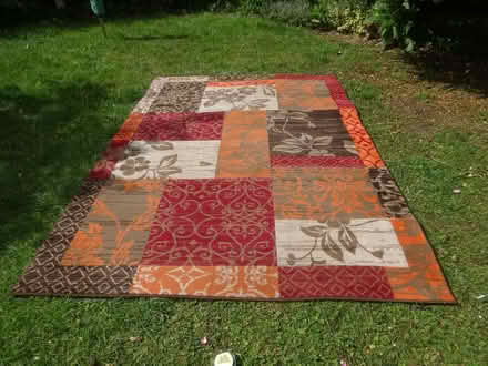 Photo of free Large floor rug 277 x 190cm (Royal Wootton Bassett SN4) #2