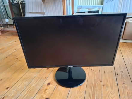 Photo of free Monitor Samsung (Dundrum) #2