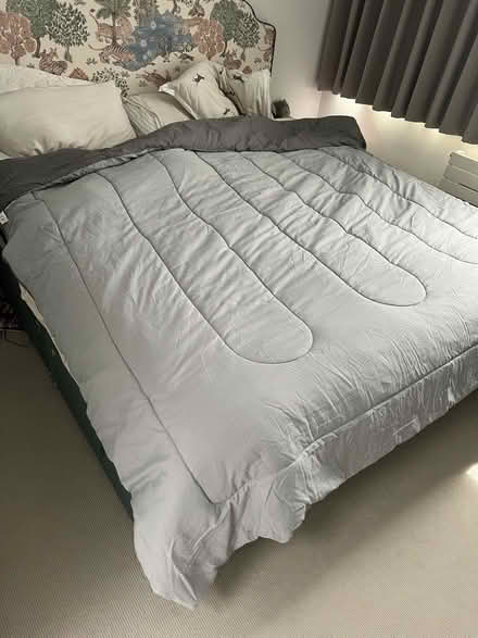 Photo of free Bedding and blankets (Chalk Farm NW3) #2