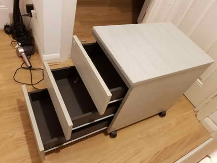 Photo of free Side table/Chest of drawers (TW74, Isleworth) #3