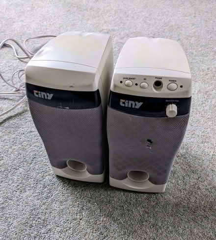 Photo of free tiny speakers (Alderley Edge SK9) #1