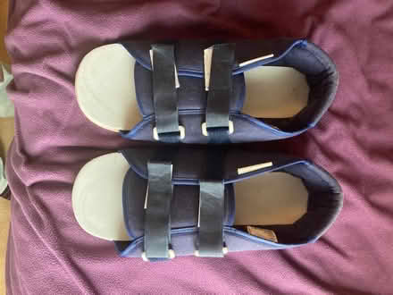 Photo of free medishoe (extra large) (Comiston EH10) #1