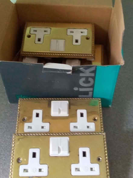 Photo of free 'Victorian' sockets (Montgomery SY15) #1