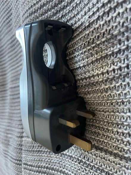 Photo of free Energizer 4xAA battery charger (Dyke Road area BN1) #2