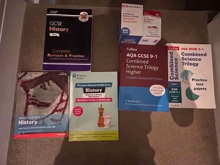 Photo of free GCSE revision books (Hanwell W7) #1