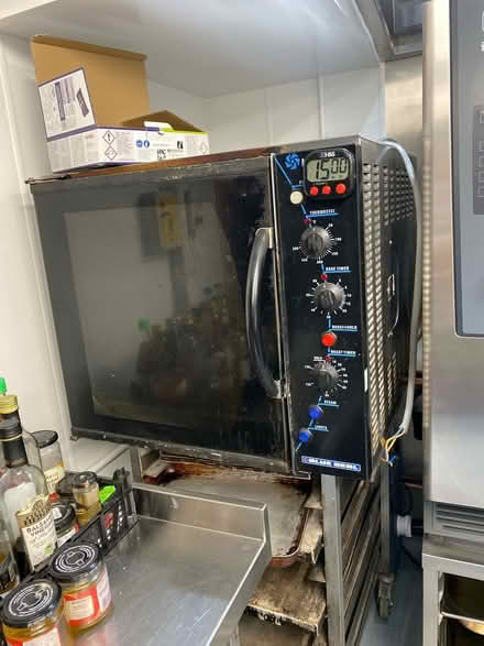 Photo of free Blue seal large oven (Kt33st) #1