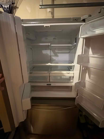Photo of free Refrigerator (Ashburn) #2