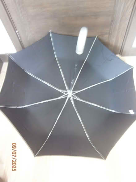 Photo of free Retractable umbrella (Denham UB9) #2