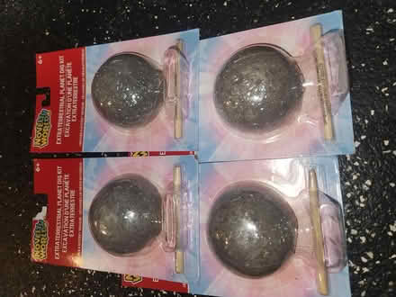 Photo of free Dig kits (25) (Essex) #2