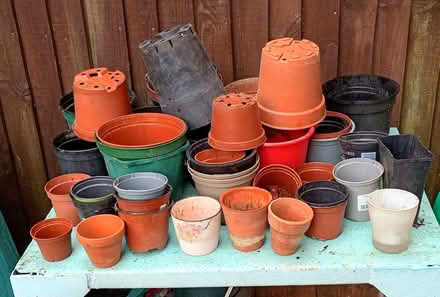 Photo of free Collection of plant pots (Harlington UB3) #1