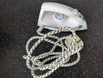 Photo of free Morphy Richards Travel Steam Iron (Kempshott RG22) #1