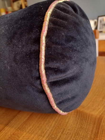 Photo of free Harry Potter velvet cushion (Brincliffe Edge S7) #2