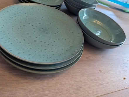 Photo of free Bowls & plates (BD21 - Long Lee) #3