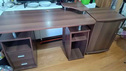 Photo of free desk (Little Ilford E12) #1