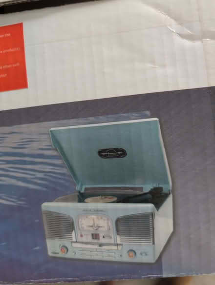 Photo of free Turntable & CD player (St Ann's NG3) #1