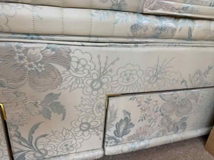 Photo of free King size bed base (Kingsteignton TQ12) #3