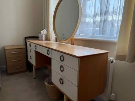 Photo of free Schreiber dressing table (Kingsteignton TQ12) #2